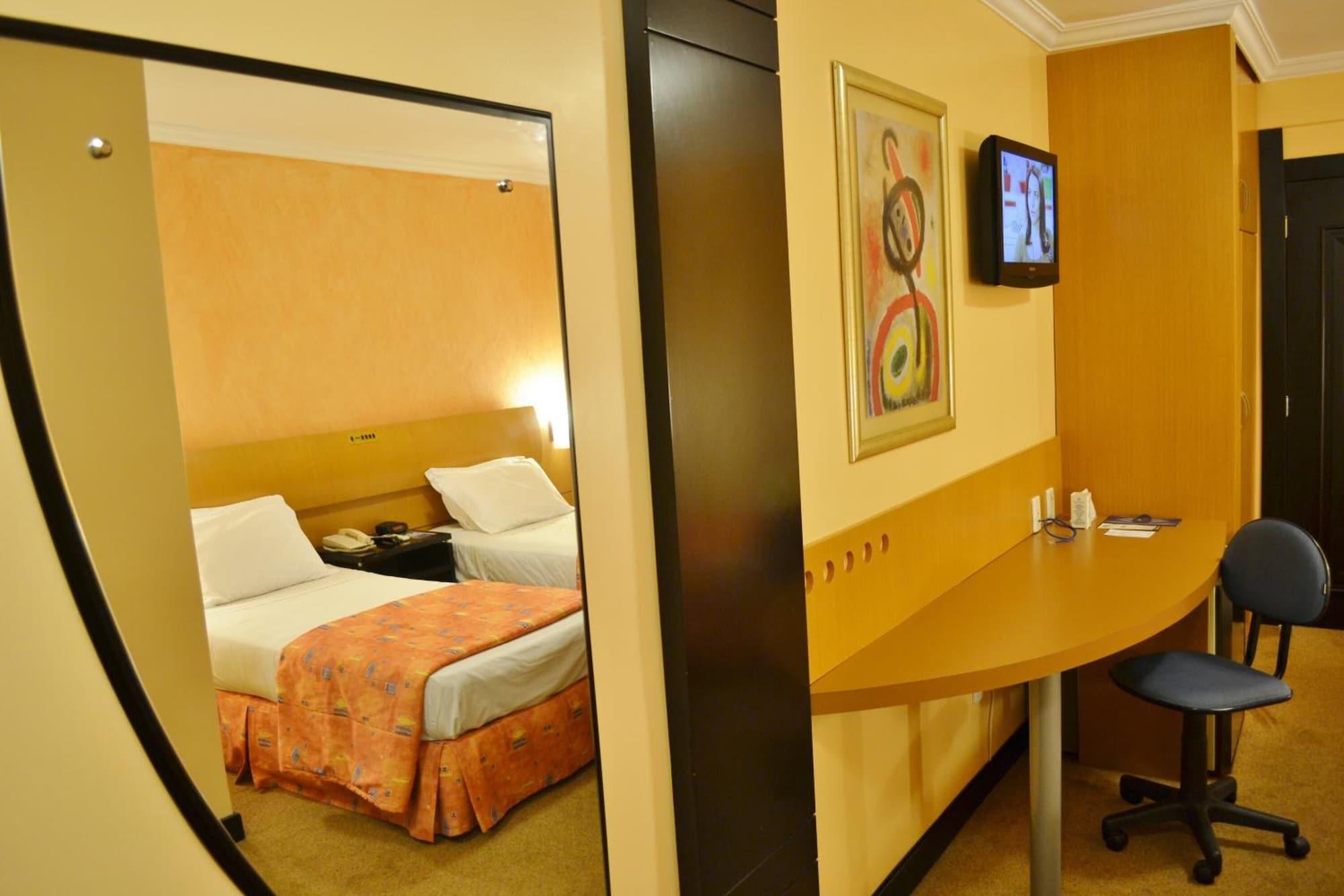 Itatiaia Hotel Passo Fundo Exterior foto